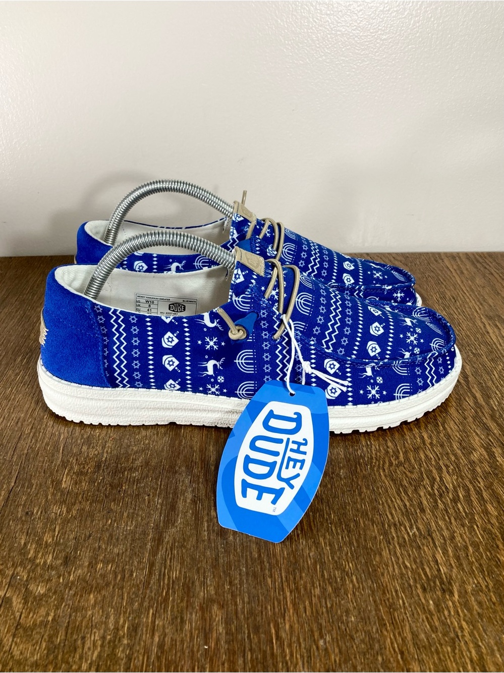 Hey Dude Wendy Hanukkah Sweater Slip On Casual Shoe Women’s Size 10 Blue